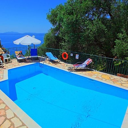 Seaview Calypso Villa Nisaki  Eksteriør billede
